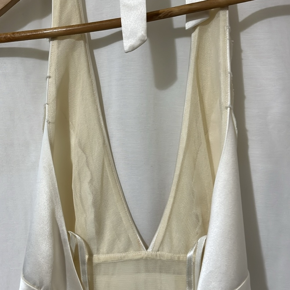 BCBGMaxazria Haute Cream Halter Top Layered Maxi Dress a316 - Picture 6 of 8